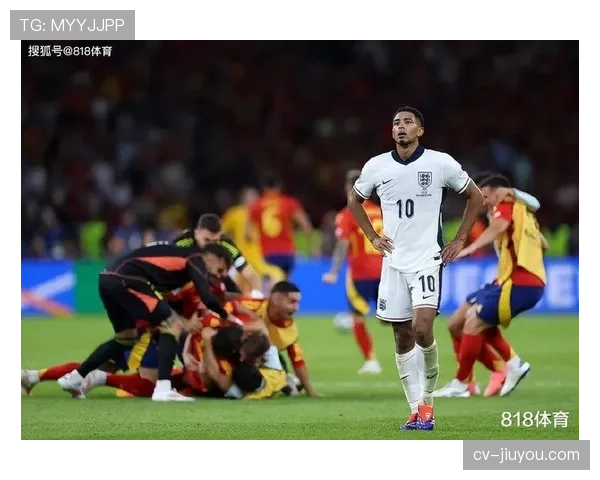 聚焦贝林厄姆:欧冠四分之一决赛前夜参加马德里本地青少年足球诊所 聚焦贝林厄姆:欧冠四分之一决赛前夜参加马德里本地青少年足球诊所